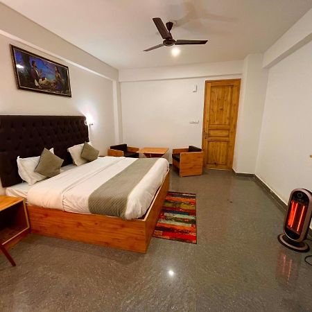 Himalayan Riverpark - A Four Star Luxury Hotel, Manali Екстер'єр фото